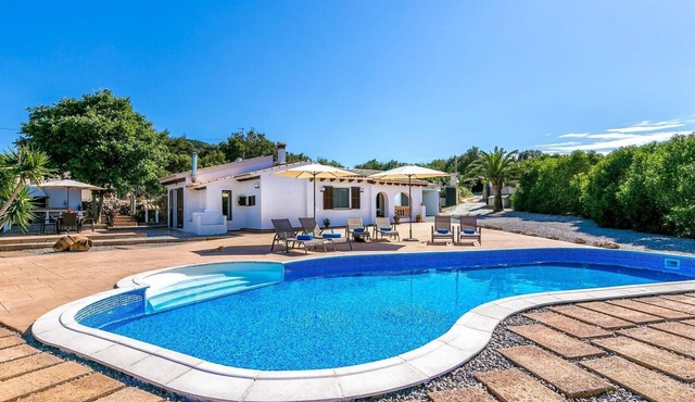 Finca Llonguet with Mountain View, Pool & Wi-Fi