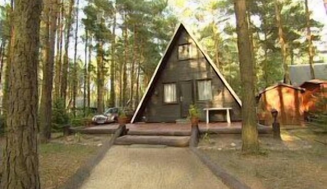 Finnhütte Seestern in the forest and almost directly on the lake (50m), between Dresden and Berlin