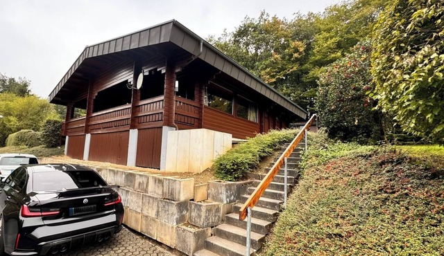 Finnish log cabin in the heart of the Vulkaneifel. Pet friendly!