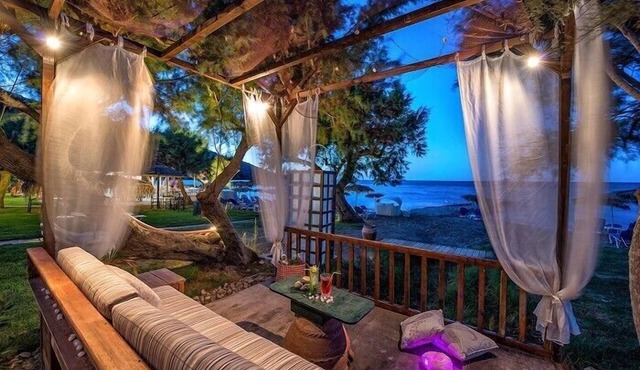 Fiore Beach Studios