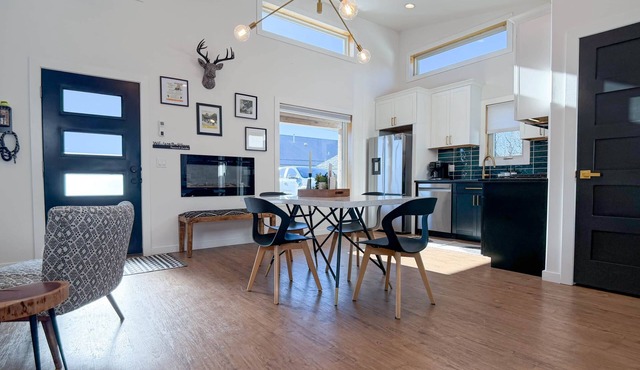 Fire Pit Under the Stars |The Wayfarer Bungalow