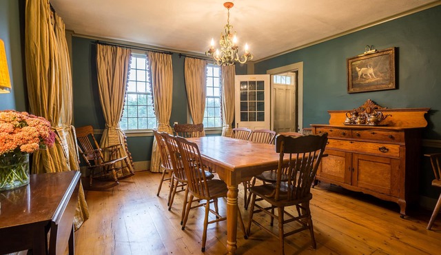 Fireplace, Ski-Okemo, Apple Trees, Piano, Amazing Views, Firepit, Priory, Pool, Fields, Theatre!