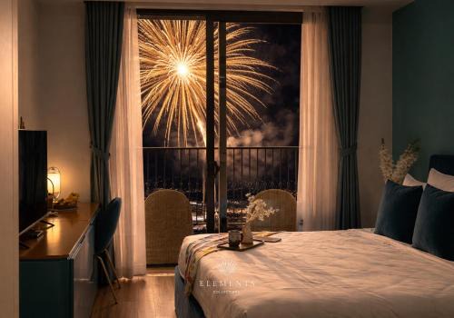 Firework Oceanview Private Residence with Skypool & Gym