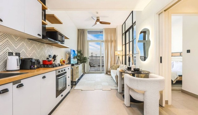 FIRST CLASS | 1BR | Modern Majesty in Dubai Hills