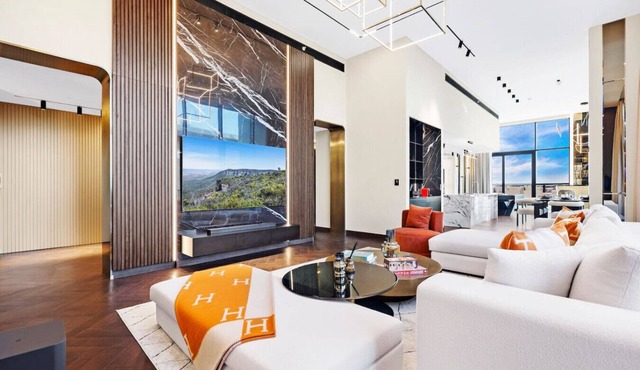 FIRST CLASS | Penthouse | Elegance Meets Luxury
