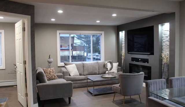 first floor . |Renovated |Near NYC |Sleeps 6