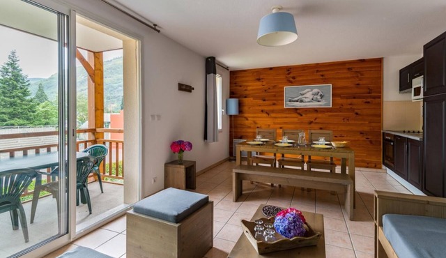 Fitness, swimming pool, sauna, hammam, terrace, balcony, tv, ski locker, 50m², Luchon-Superbagnères