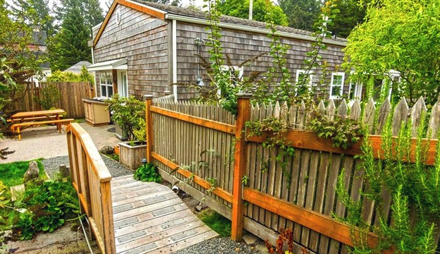 FITZGERALD`S COTTAGES at Gearhart Beach - Two Blocks to Beach PET FRIENDLY
