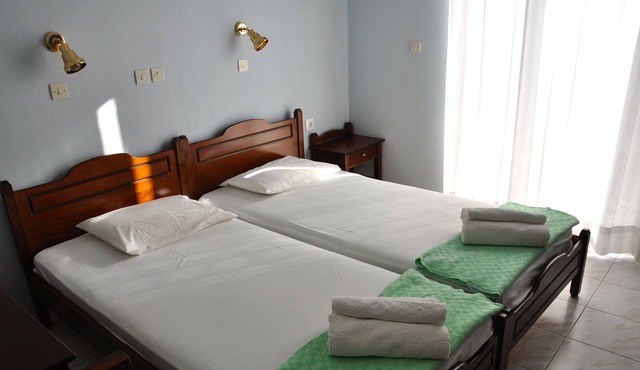 Five modern and cozy rooms for rent- Glaros