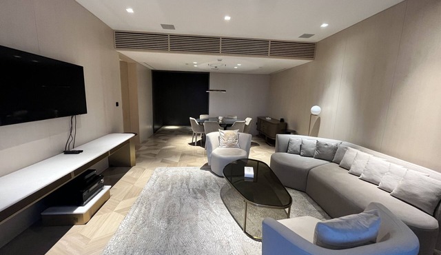 FIVE Palm Resort | Luxury 2BR+Maids & Jacuzzi/SPA