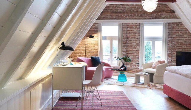 Five Rooms