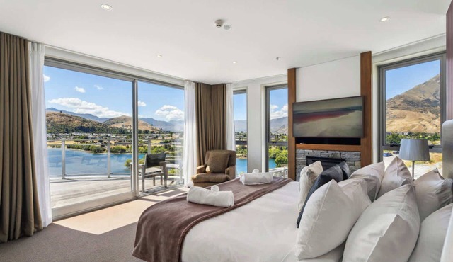 Five Star Luxury Kawarau Penthouse!