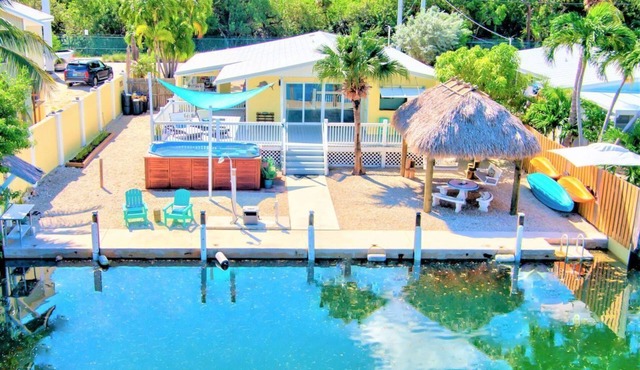 FL Keys Waterfront Heated Pool Home w/60 Feet of Dockage & Tiki Hut