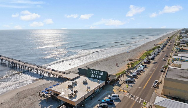 Flagler Beach 3BR Coastal Retreat Private Beach Access & Private Pool Relaxing Getaway