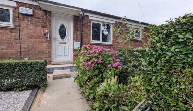 Flat, 2 double beds, free parking, near Arena