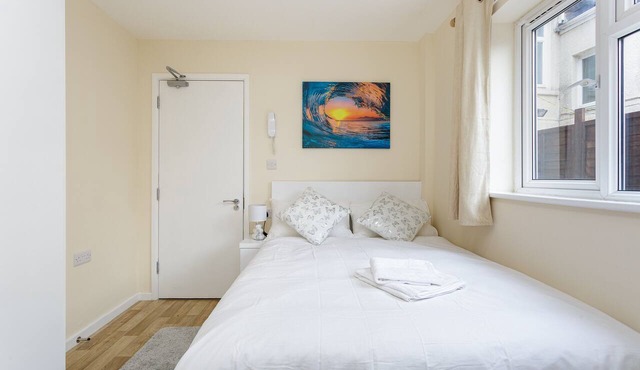 Flat 2 - Luxury Blackberry Apartments