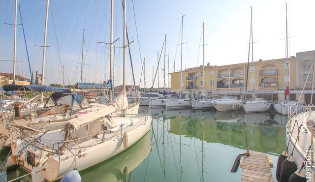 Flat 4 persons et 11 m mooring Port Grimaud