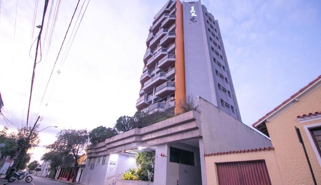 Flat completo no centro de Araxá - 901