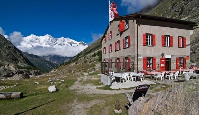 Flat "Haus Mondelli" with large forecourt