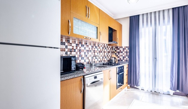 Flat in Maltepe with Balcony near Shopping Malls
