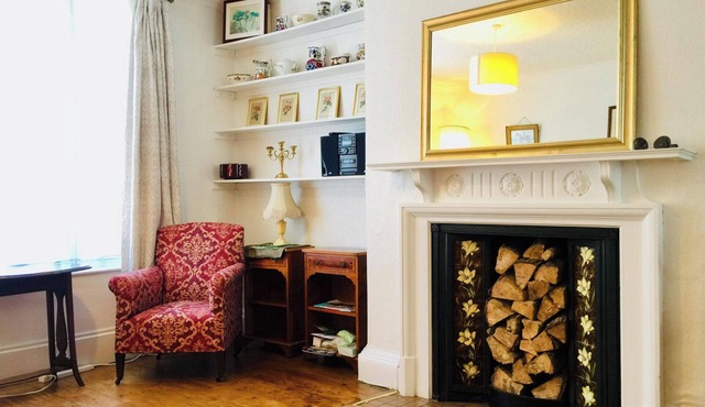 Flat - Sleeps 2 - Parking - Patio