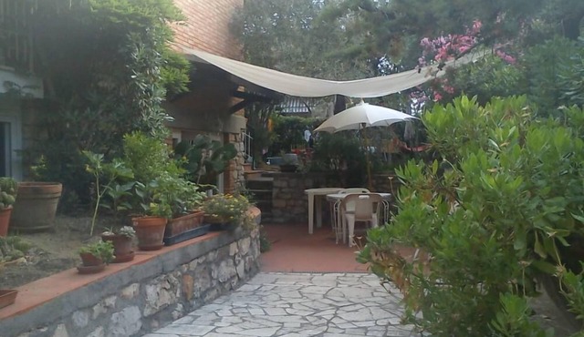 flat under pinewood with garden - Marina di grosseto,grosseto