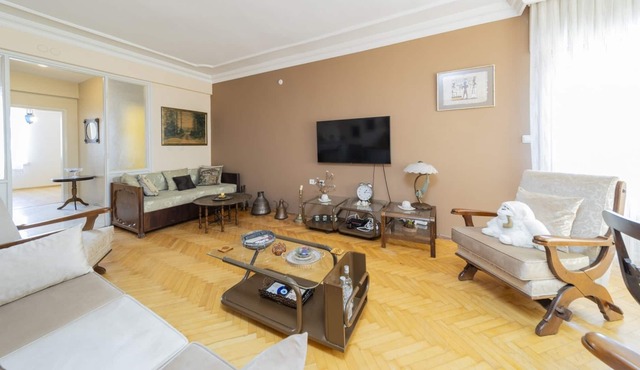 Flat w Balcony Fireplace 5 min to Beach in Antalya