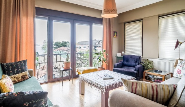 Flat w Bosphorus View, 15 min to Vadistanbul Mall