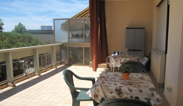 Flat with big terrace in Grado
