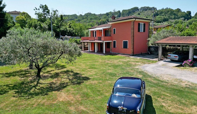 Flat with garden, terrace, wifi and a/c