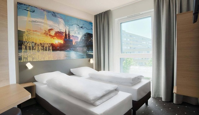 FlatDeCologne - Cheerfulness & Charm in the Heart of the City Near the Cathedral