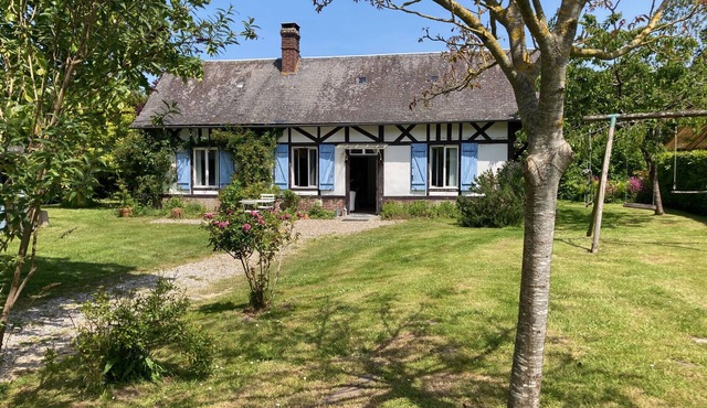 Fleur Bleue, single storey farmhouse 2 km from the beach