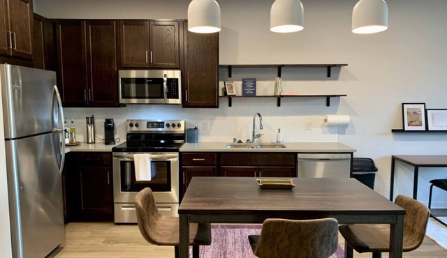 Flexhome Brown Deer 1BR G3 - Gym+Pool+Parking