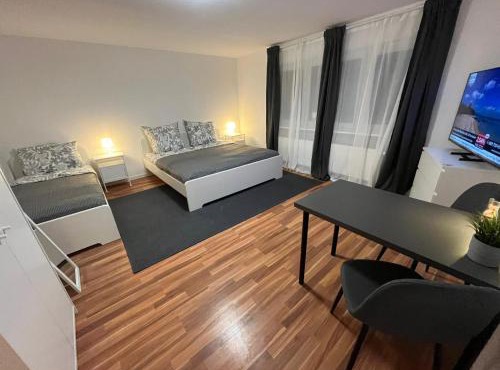 FlexStay Room 9