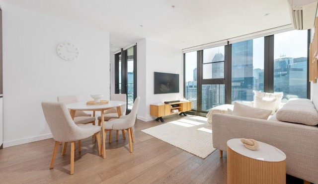Flinders St Central - Parking, Gym, Pool & Sauna