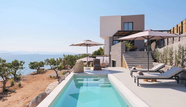 Floating Cubes Villa Piscina with private Pool
