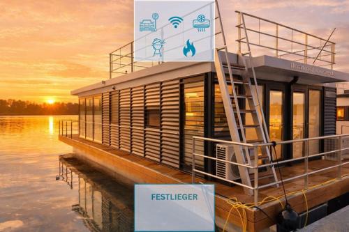 Floatinghouse Bakerman