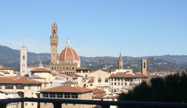 Florence View Luxury Apartment just steps from Ponte Vecchio