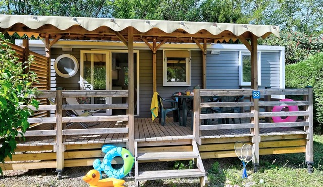 Flower Camping La Chataigneraie * - Mobil home Premium 31m2 (3 bedrooms) + covered terrace + Dishwasher + TV + Air conditioning 6 people