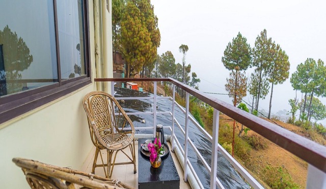 Flutter Hotels & Resort