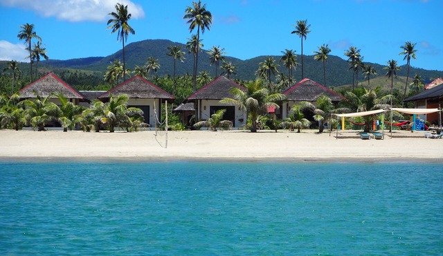 Footprints Beach Resort
