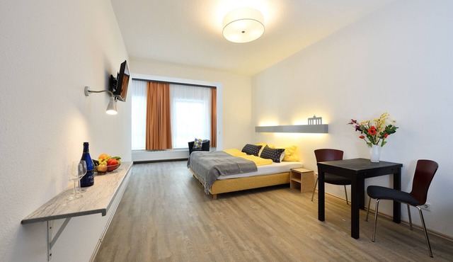 Ford Apartment