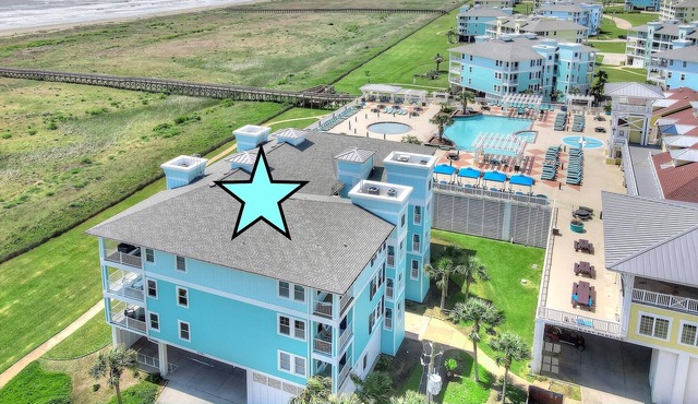 Fore Sail -Beach Front - Ocean View-Next to Beach Club- 3BD/2BA. Sleeps 9