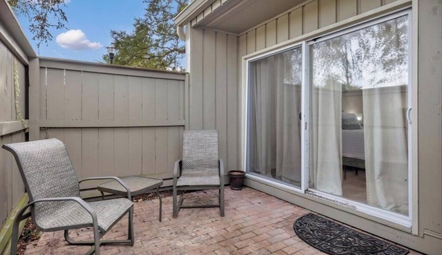 Fore-Shore | Sawgrass CC Golf View Retreat | 3RB - 2BA | Walk to the Beach