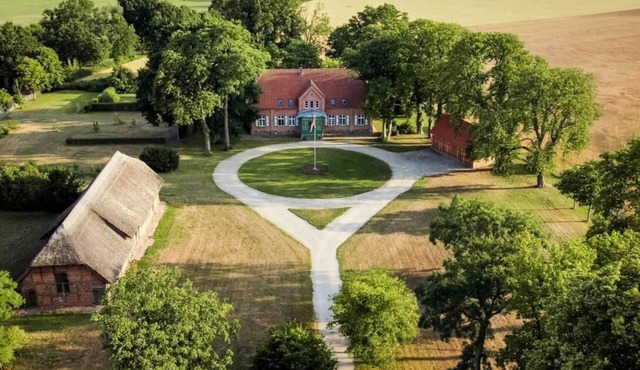 Forest farm in secluded location with fenced 16,000m² park, sauna, fireplace, hot tub in West Mecklenburg