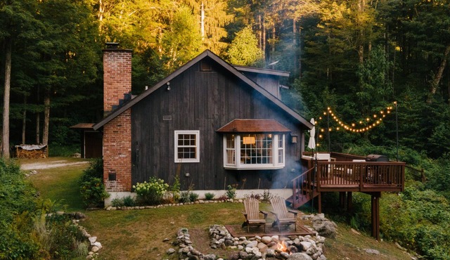 Forest Mountain Escape: Beautiful Mountaintop Escape In Mendon, Vt. 20 Min To Killington/14 To Pico. 4 Bedroom Home
