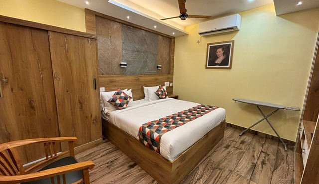 Forest Transit Hotel - Welcome to our Luxury Hotel