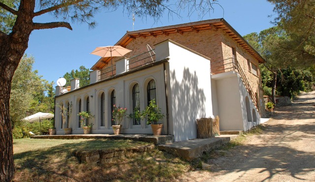 Foresteria 3: Relax in a huge park, heated pool/Jacuzzi, playground, fitness.