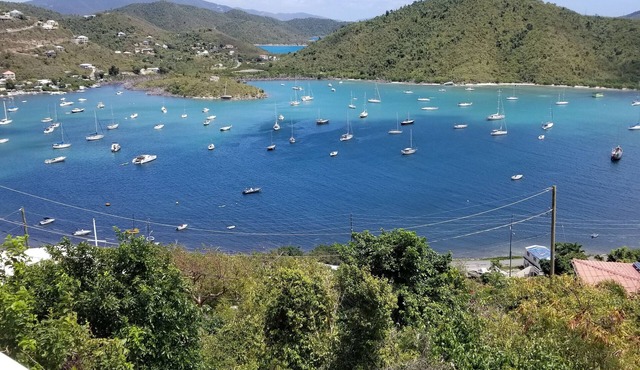 Forever views with warm ocean breezes, drive to restaurants & bars in mins!