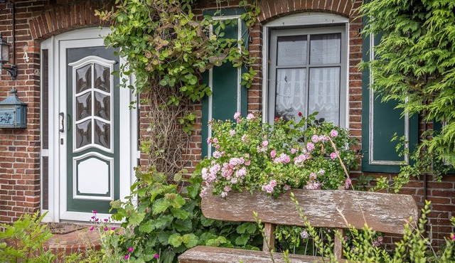 Former train station, now vacation home: vacation apartment with approx.